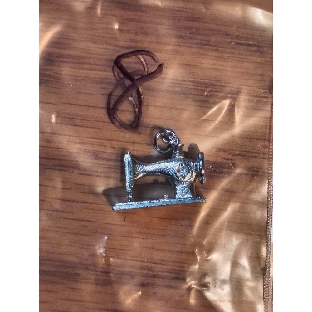 Vintage Sewing Machine Charm Pendant Silver Tone Red Enamel Heart Detail